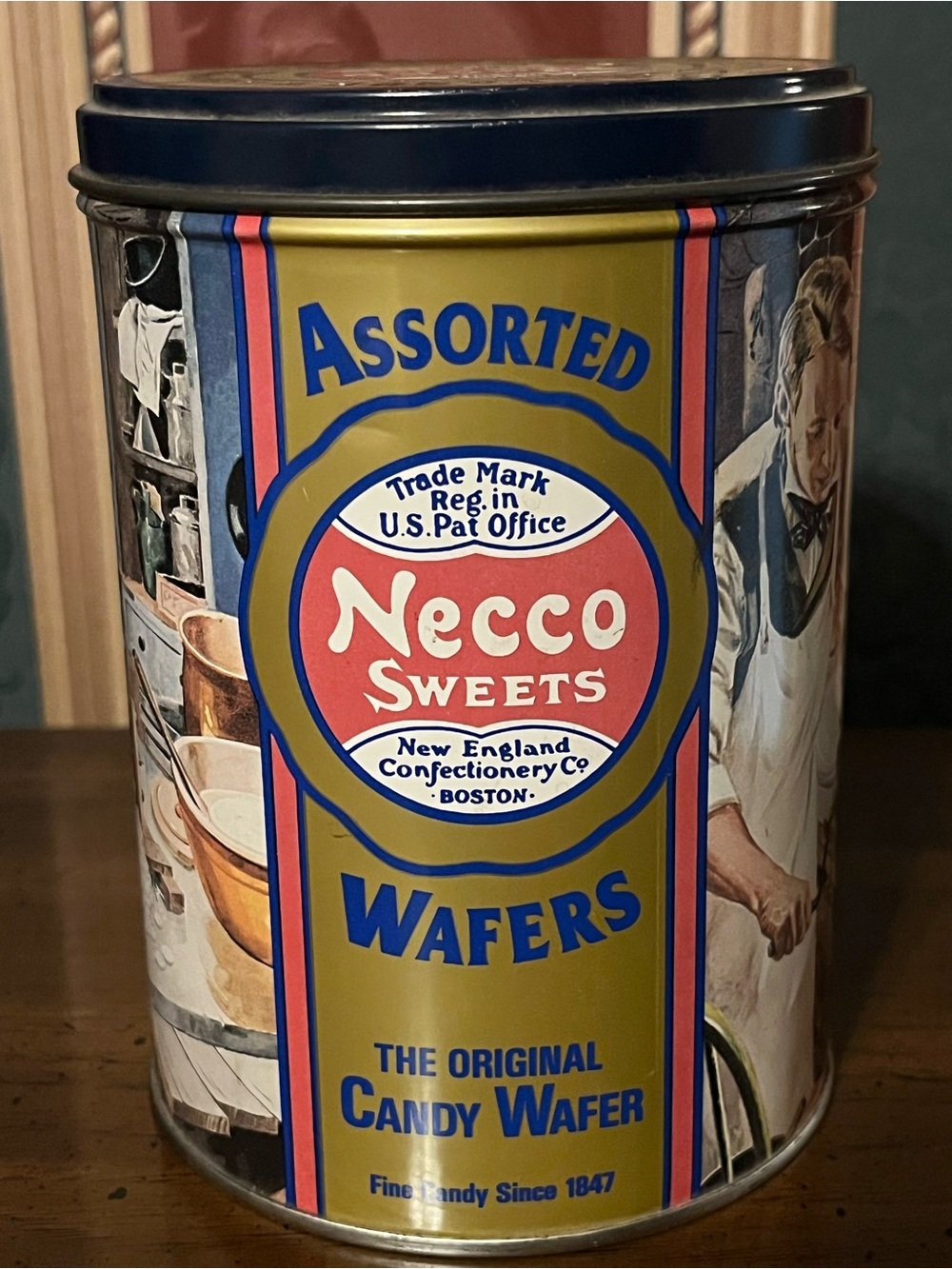 Necco Sweets Assorted Wafers Candy Collectors Tin Canister 3/4 lb (12 oz)